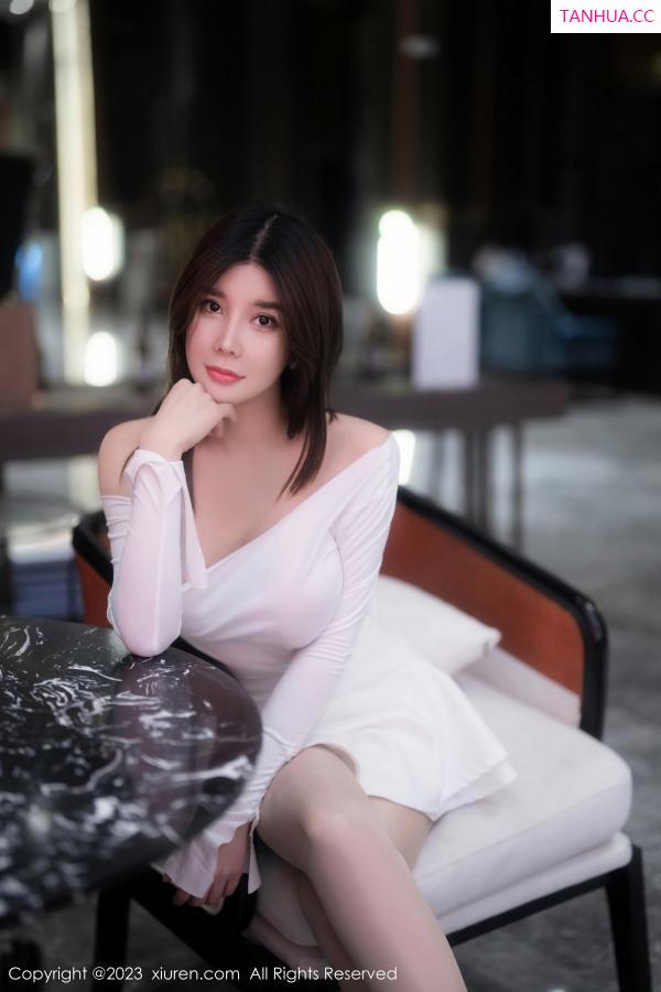 周九九 周jojobaby [XiuRen]高清写真图 2023.02.06 No.6218 周jojobaby 丝袜美腿第2张图片